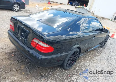 2002 Mercedes-Benz Clk 430 z USA, uszkodzony, nr VIN WDBLJ70G32T110122